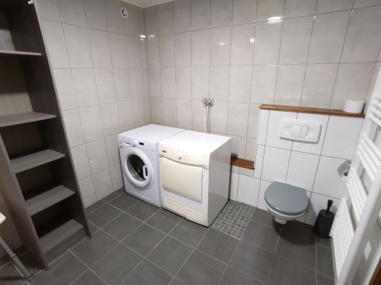WC WC
